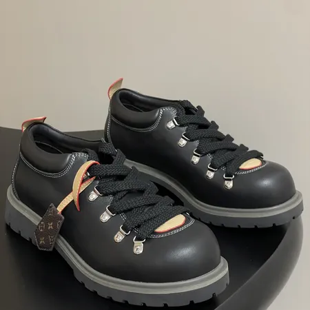 ルイヴィトン カジュアルシューズ