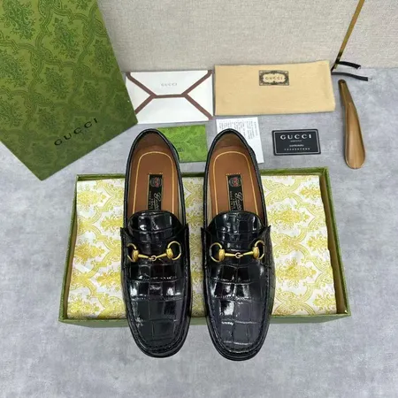 グッチ ビジネスシューズ