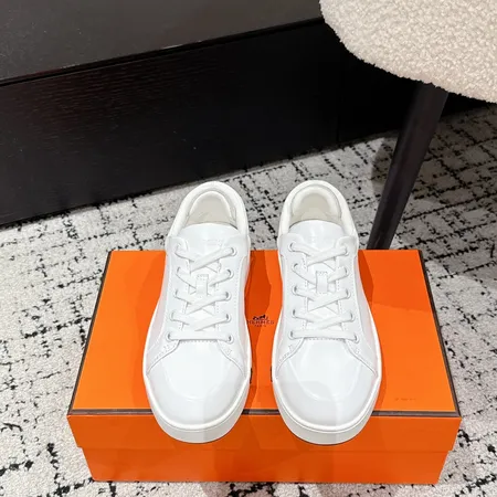 エルメス カジュアルシューズ