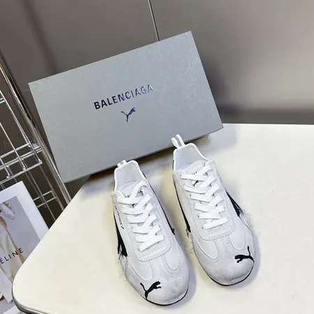 バレンシアガ カジュアルシューズ