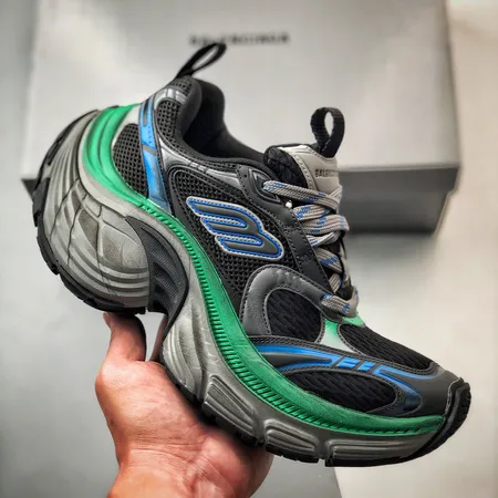 バレンシアガ スニーカー