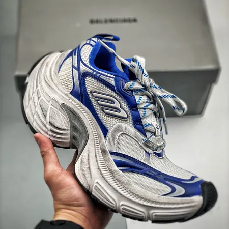 バレンシアガ スニーカー