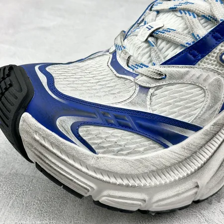 バレンシアガ スニーカー