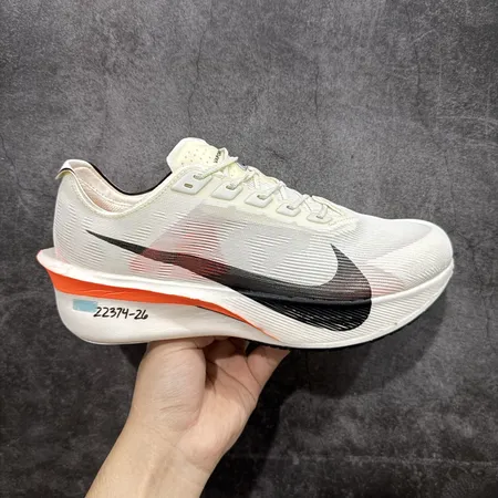 ナイキ スニーカー