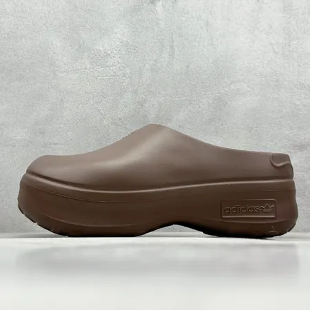 アディダス スリッパ