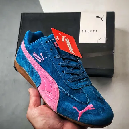 プーマ スニーカー