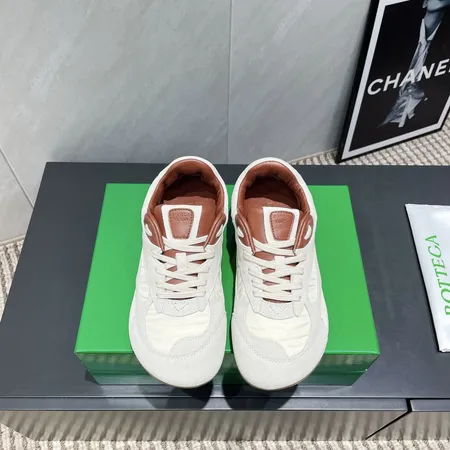 ボッテガ ヴェネタ スニーカー