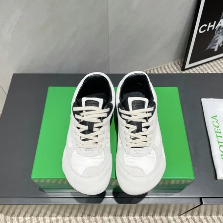 ボッテガ ヴェネタ スニーカー