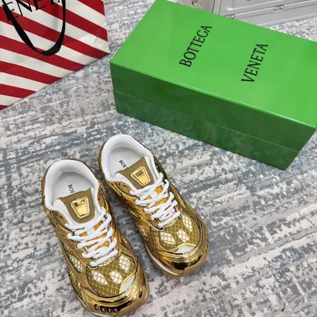 ボッテガ ヴェネタ スニーカー