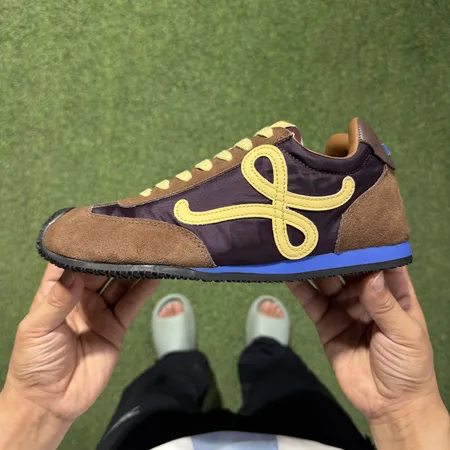 ロエベ スニーカー