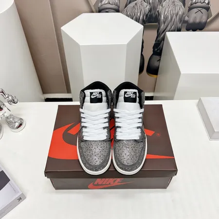 ナイキ カジュアルシューズ