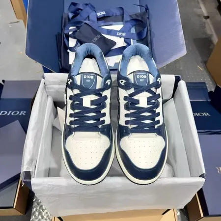 ディオール カジュアルシューズ