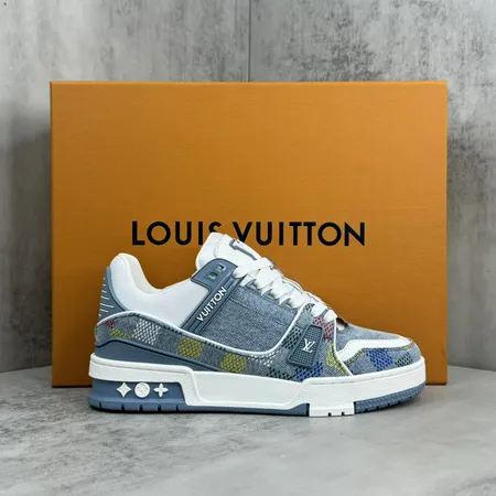 ルイヴィトン カジュアルシューズ