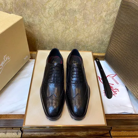 クリスチャン・ルブタン ビジネスシューズ