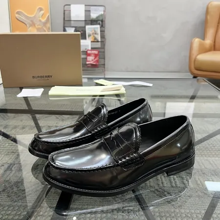 バーバリー ス ビジネスシューズ