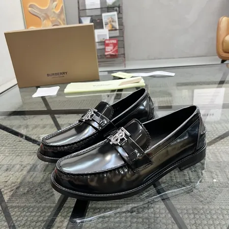 バーバリー ス ビジネスシューズ