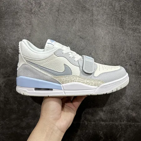 エアジョーダン スニーカー