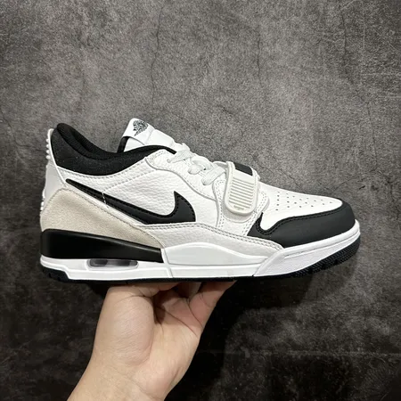 エアジョーダン スニーカー