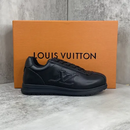 ルイヴィトン カジュアルシューズ