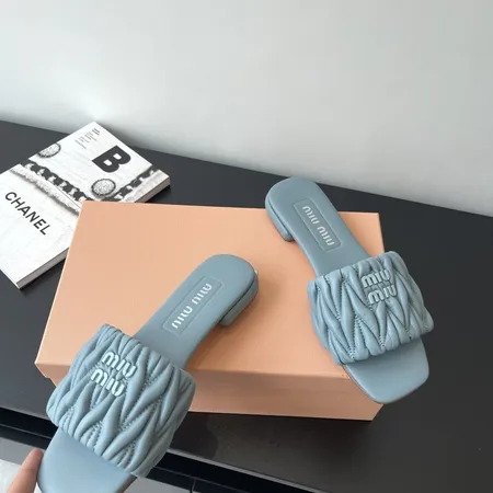 ミュウミュウ スリッパ