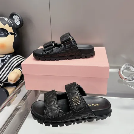 ミュウミュウ スリッパ