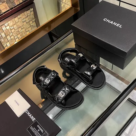 シャネル サンダル