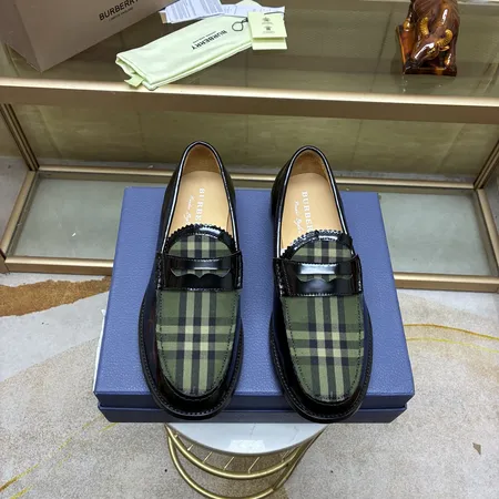 バーバリー ス ビジネスシューズ