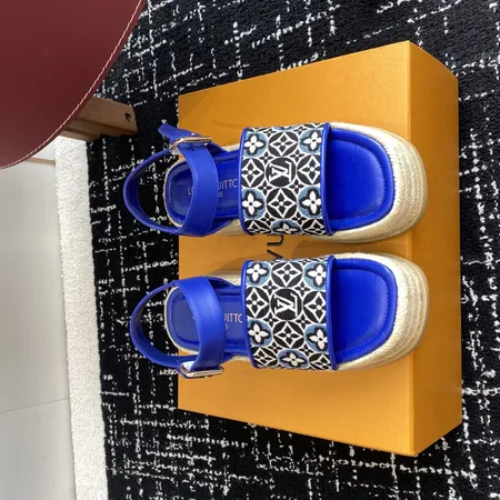 ルイヴィトン サンダル