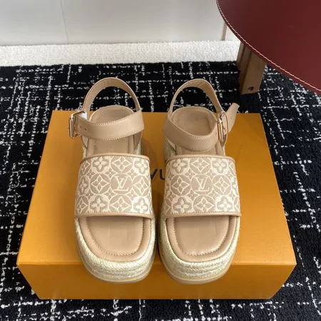 ルイヴィトン サンダル