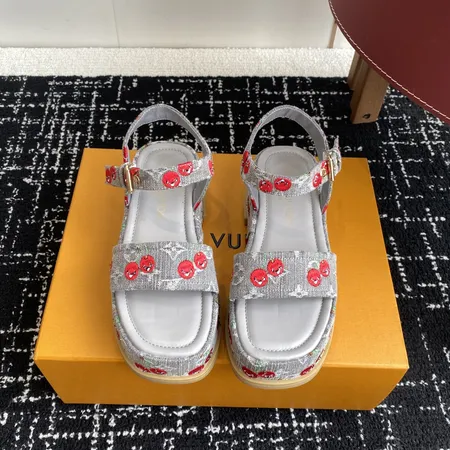 ルイヴィトン サンダル