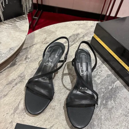 クリスチャン・ルブタン サンダル