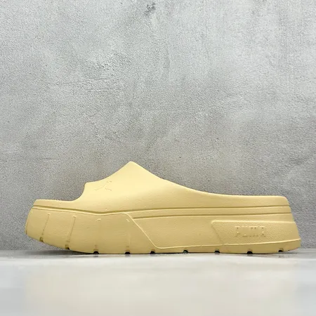 プーマ スリッパ