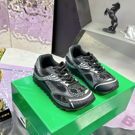 ボッテガ ヴェネタ スニーカー