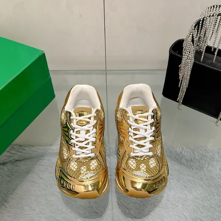 ボッテガ ヴェネタ スニーカー