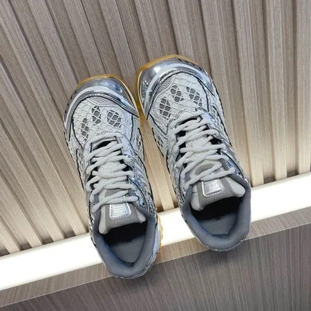 ボッテガ ヴェネタ スニーカー