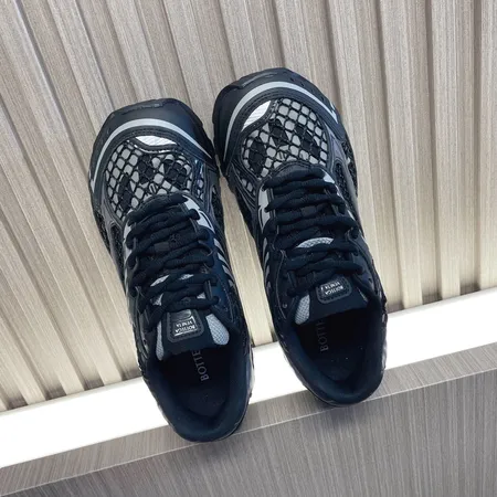 ボッテガ ヴェネタ スニーカー