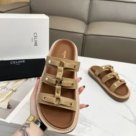 セリーヌ サンダル