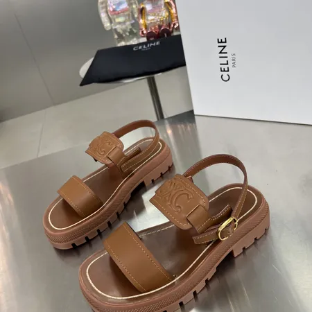 セリーヌ サンダル
