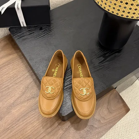 シャネル ビジネスシューズ