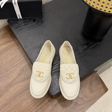 シャネル ビジネスシューズ