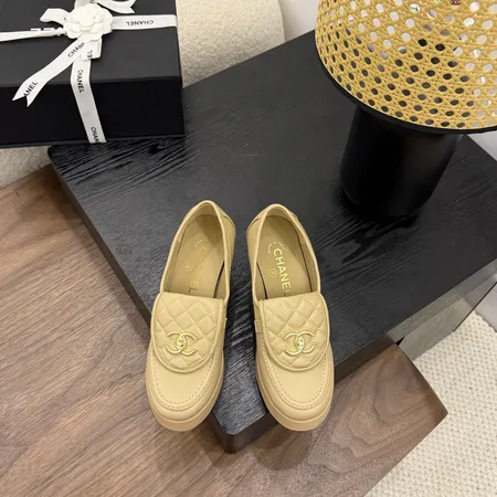 シャネル ビジネスシューズ