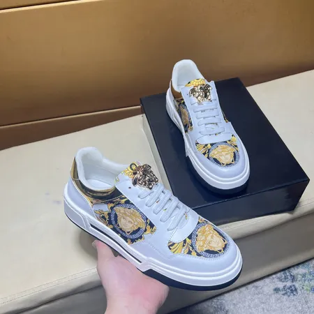 ヴェルサーチ カジュアルシューズ