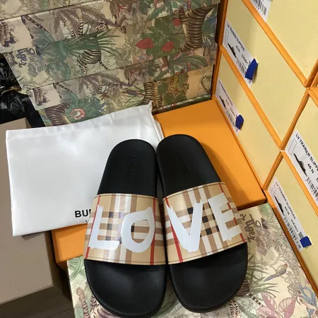バーバリー ス スリッパ