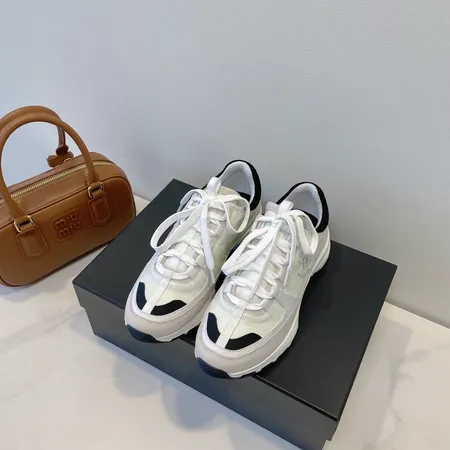 シャネル スニーカー