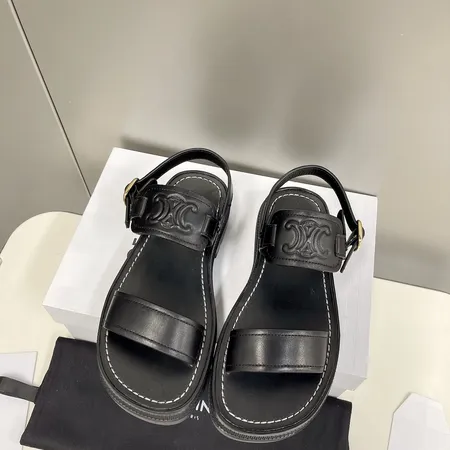 セリーヌ サンダル