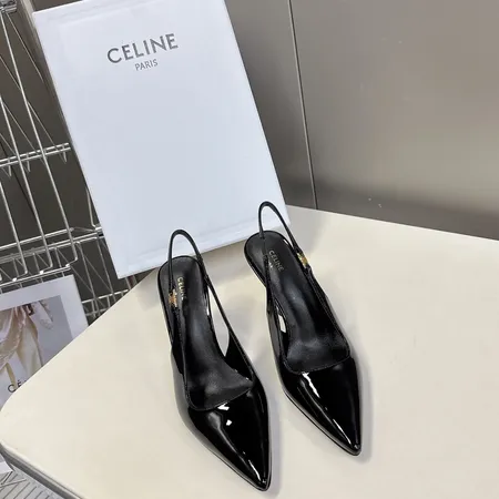 セリーヌ サンダル