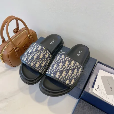 ディオール スリッパ