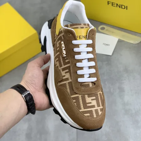 フェンディ スニーカー