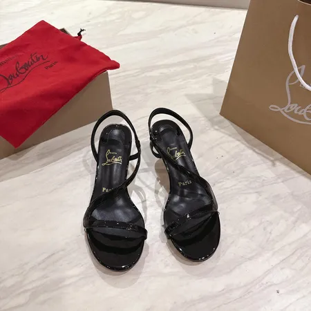 クリスチャン・ルブタン サンダル