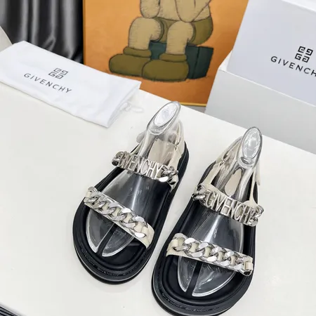 ジバンシィ スリッパ